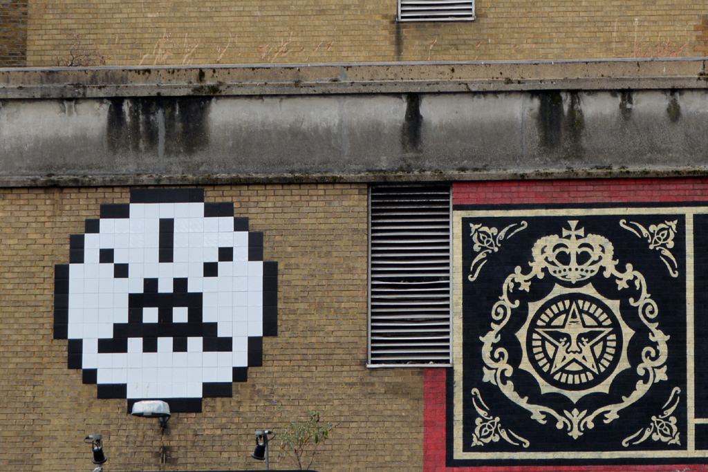 street art london, Space Invaders, The Old Truman, Obey